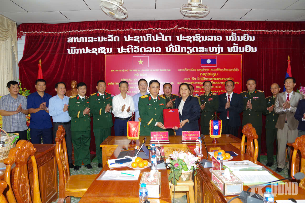 Thanh Hóa - Hủa Phăn bàn giao 19 hài cốt liệt sĩ quân tình nguyện và chuyên gia Việt Nam